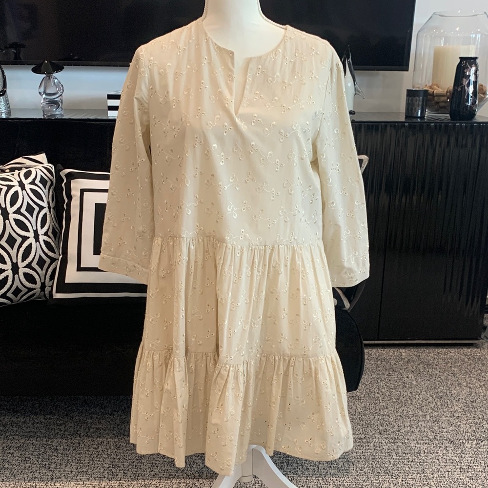 Poets eyelet Tiered Cream Dress. Large. So sweet ❤️